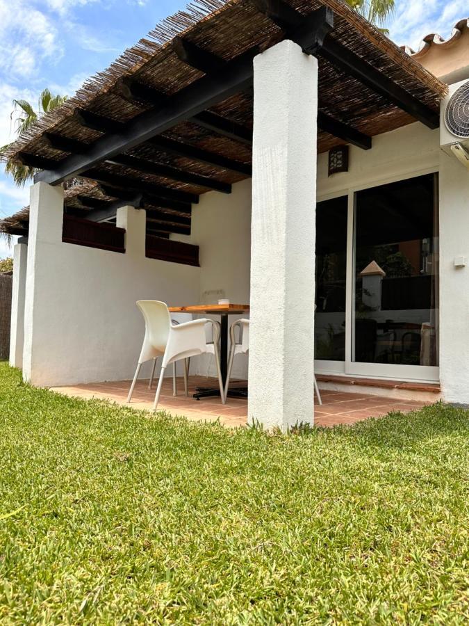 Banus Lodge Marbella Exteriör bild