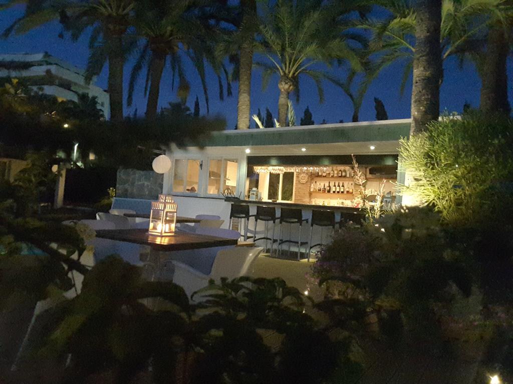 Banus Lodge Marbella Exteriör bild